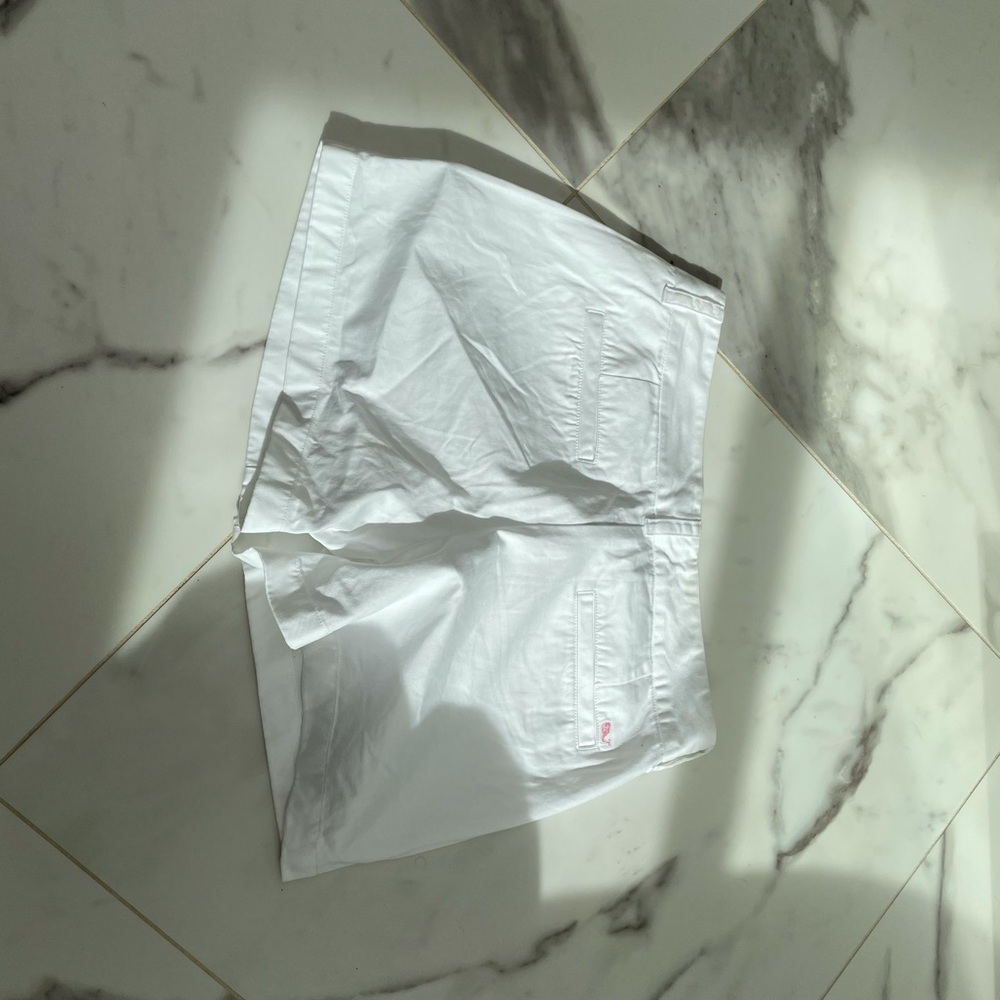 Vineyard vines shorts